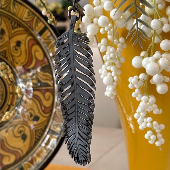 Coach Silver Feather Keychain - Picture 7 of 10